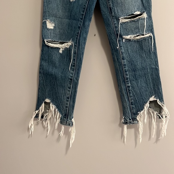 BlankNYC The Madison Crop High-Rise Jeans - Picture 2 of 6